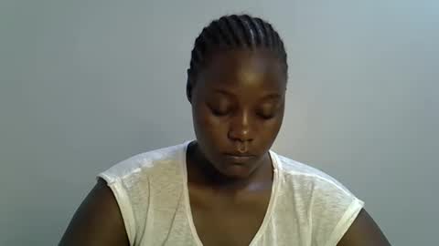 bubbly_ass30 online show from April 7, 11:54 am