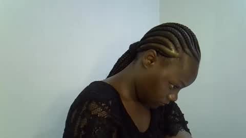 bubbly_ass30 online show from May 4, 10:39 pm