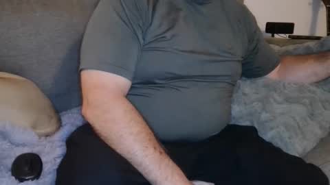 Snapshot of buck_camstar chatting on April 2, 6:22 am Buck online show from April 2, 6:22 am
