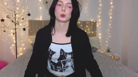 Leona online show from January 15, 7:13 am