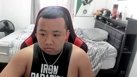 buffsexyman24 online show from February 21, 7:21 pm