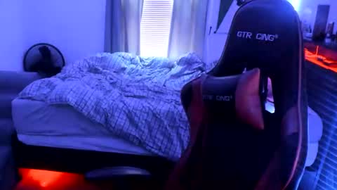 buffsexyman24 online show from March 10, 12:26 pm