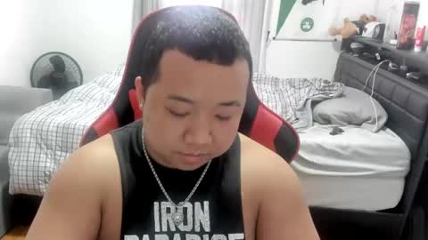 buffsexyman24 online show from March 12, 7:28 pm