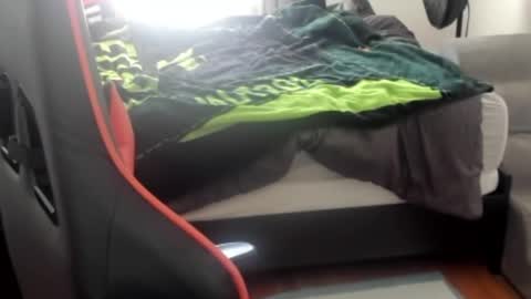 buffsexyman24 online show from February 2, 3:00 pm