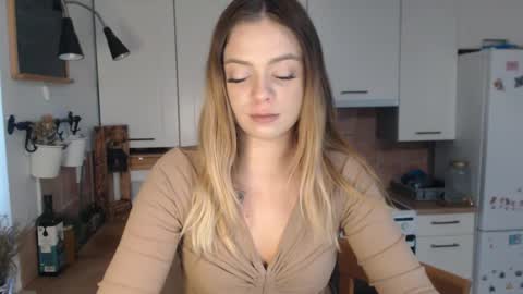 Buffy online show from September 30, 7:13 am