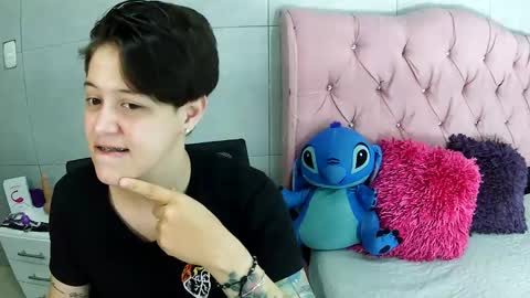 bug2025 online show from December 21, 3:24 am