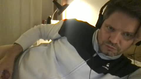 Snapshot of bugsbunny78 chatting on February 22, 10:19 pm bugsbunny78 online show from February 22, 10:19 pm