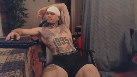 Snapshot of bulatov_x chatting on January 29, 7:04 am Dmitriy online show from January 29, 7:04 am