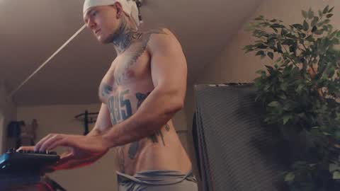 Snapshot of bulatov_x chatting on February 6, 2:00 am Dmitriy online show from February 6, 2:00 am