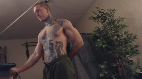 Snapshot of bulatov_x chatting on February 7, 7:40 am Dmitriy online show from February 7, 7:40 am