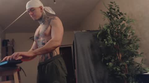 Snapshot of bulatov_x chatting on February 11, 6:44 pm Dmitriy online show from February 11, 6:44 pm