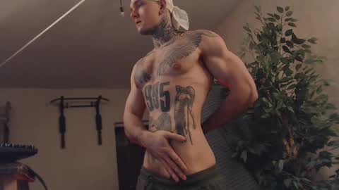 Snapshot of bulatov_x chatting on February 16, 11:48 pm Dmitriy online show from February 16, 11:48 pm