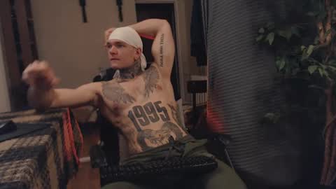 Snapshot of bulatov_x chatting on February 17, 10:14 pm Dmitriy online show from February 17, 10:14 pm