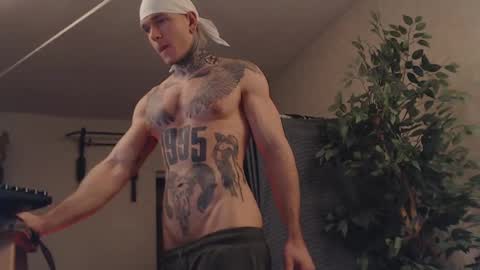 Snapshot of bulatov_x chatting on February 18, 1:21 am Dmitriy online show from February 18, 1:21 am