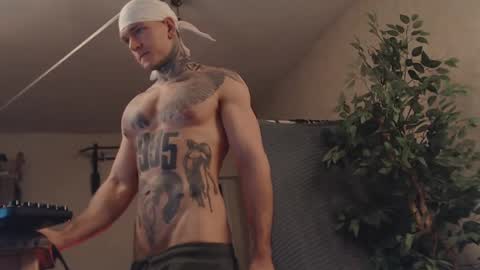 Snapshot of bulatov_x chatting on February 18, 11:19 pm Dmitriy online show from February 18, 11:19 pm