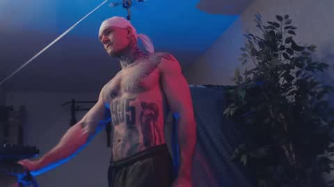 Snapshot of bulatov_x chatting on February 20, 7:23 am Dmitriy online show from February 20, 7:23 am