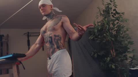 Snapshot of bulatov_x chatting on February 22, 7:56 am Dmitriy online show from February 22, 7:56 am