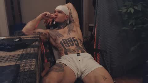 Snapshot of bulatov_x chatting on February 25, 2:47 am Dmitriy online show from February 25, 2:47 am