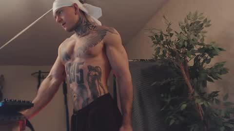 Snapshot of bulatov_x chatting on February 28, 8:50 pm Dmitriy online show from February 28, 8:50 pm