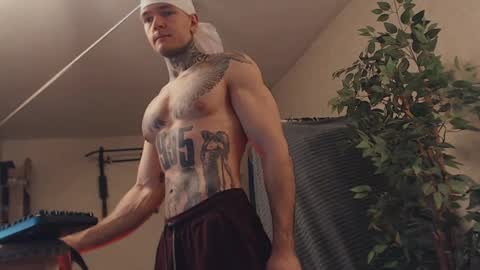 Snapshot of bulatov_x chatting on March 4, 6:18 pm Dmitriy online show from March 4, 6:18 pm