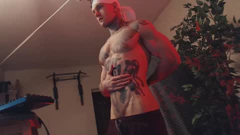 Snapshot of bulatov_x chatting on March 5, 2:14 am Dmitriy online show from March 5, 2:14 am