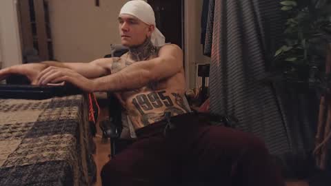 Snapshot of bulatov_x chatting on March 6, 5:54 pm Dmitriy online show from March 6, 5:54 pm