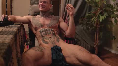 Snapshot of bulatov_x chatting on December 17, 10:38 pm Dmitriy online show from December 17, 10:38 pm