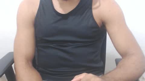 Snapshot of buldgeinboxer chatting on December 4, 5:38 am buldgeinboxer online show from December 4, 5:38 am