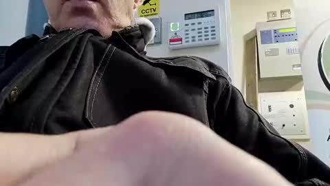 Snapshot of bulkyboners chatting on January 5, 9:26 am ejaculation for 250 online show from January 5, 9:26 am