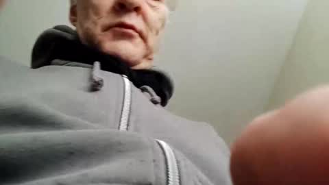 Snapshot of bulkyboners chatting on February 2, 7:57 pm ejaculation for 250 online show from February 2, 7:57 pm