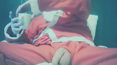 Snapshot of bundy2016 chatting on December 26, 7:56 am Dutch cock online show from December 26, 7:56 am