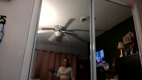 Snapshot of bunnibaby333 chatting on February 19, 6:00 am bunnibaby333 online show from February 19, 6:00 am