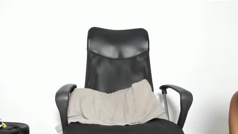     online show from December 14, 10:47 pm