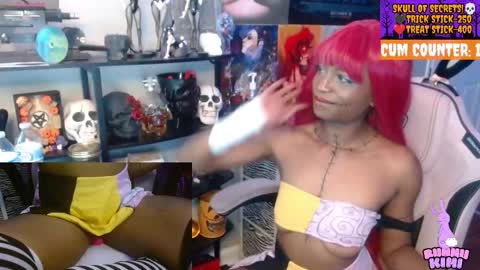 Snapshot of bunniikimi chatting on October 30, 1:34 pm Bunnii Kimi online show from October 30, 1:34 pm