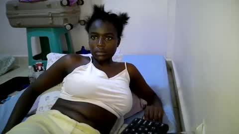 bunny_bliss1 online show from July 1, 2:35 am