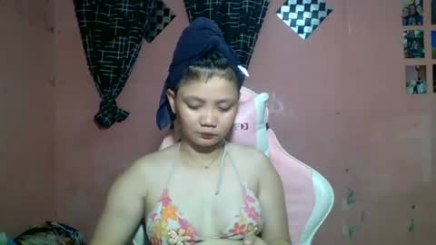 bunny_flower18 online show from June 16, 6:38 am