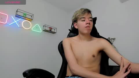 bunny online show from December 16, 4:05 pm