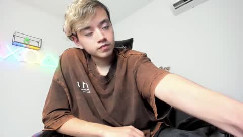 bunny online show from January 21, 3:43 pm