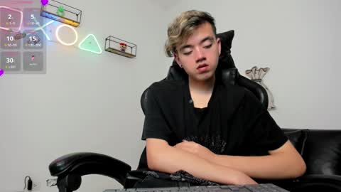 bunny online show from February 10, 3:32 pm