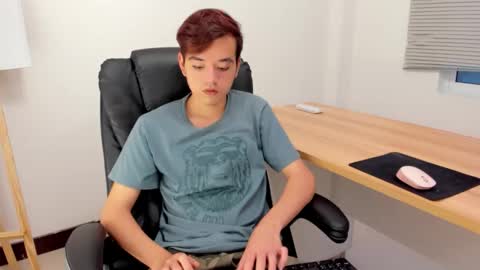 bunny online show from December 4, 1:20 pm