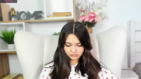 Aria online show from April 15, 8:10 am