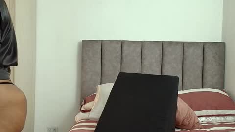 Carolina online show from April 25, 5:10 am