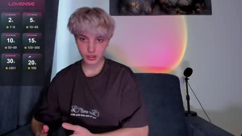 BunnyBlush online show from April 23, 3:03 pm