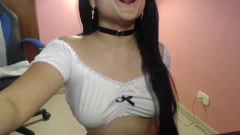 Snapshot of bunnyemilyr0s33 chatting on December 26, 3:42 pm bunnyEmilyR0s33 online show from December 26, 3:42 pm