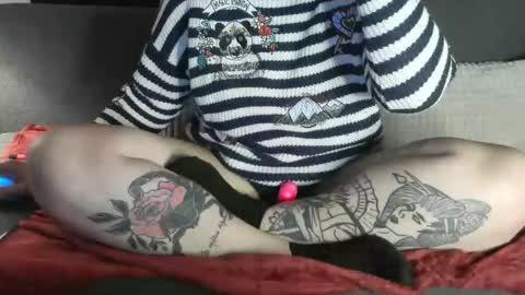 bunnyfox420 online show from March 10, 9:53 pm