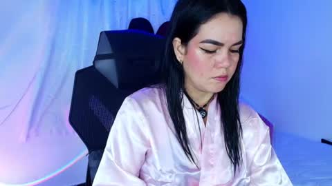 Snapshot of bunnykat_ chatting on June 21, 1:08 am katerine payne online show from June 21, 1:08 am