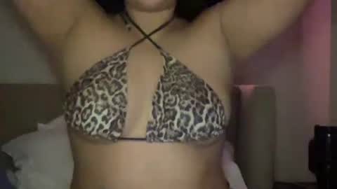 bunnymami333 online show from September 12, 6:24 am