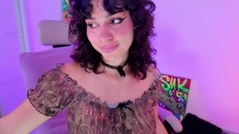   online show from April 22, 6:20 pm