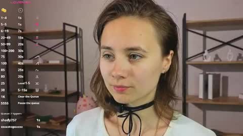 Lizy online show from July 6, 8:00 pm