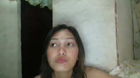 Snapshot of bunnyyuri chatting on August 3, 1:38 pm bunnyyuri online show from August 3, 1:38 pm